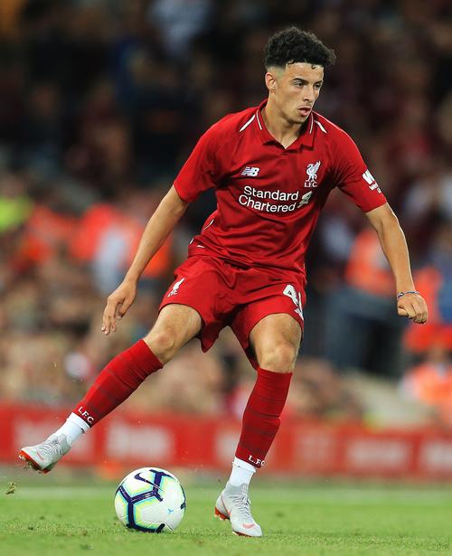 乒乓球混团世界杯：中国队一日双胜 延续强势表现（混团乒乓世界杯：中国队单日两连胜 持续展现统治力）