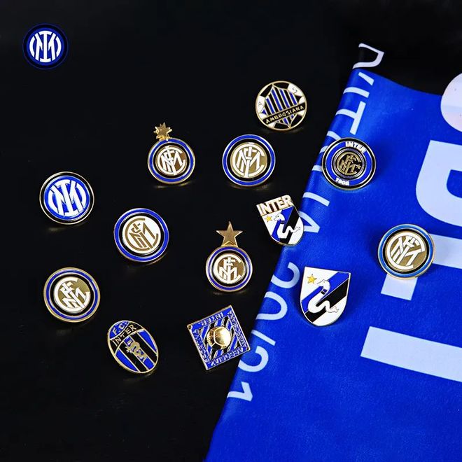 暖心！威廉二世通过出售袜子，邀请超350名孤独青少年现场观赛（暖心之举：威廉二世卖袜筹资邀350多名孤独青少年现场观赛）