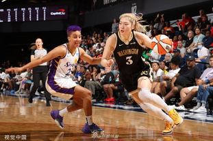 罗马3-1客胜克雷莫内塞登顶意甲，苏莱、埃文-弗格森、利马破门（罗马客场3-1力克克雷莫内塞登顶意甲，苏莱、埃文-弗格森与利马相继破门）