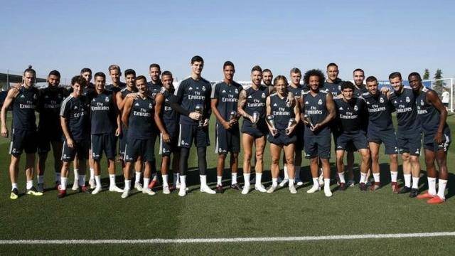 卡拉布里亚：去希腊后米兰的比赛我每场都看，一场都没落下（卡拉布里亚：在希腊期间我把米兰每场比赛都看了，一场未落）