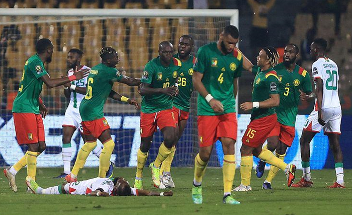 穆勒：孔帕尼的工作非常出色，本赛季观看拜仁比赛是种享受（穆勒称赞孔帕尼执教出彩：本季观看拜仁是一种享受）