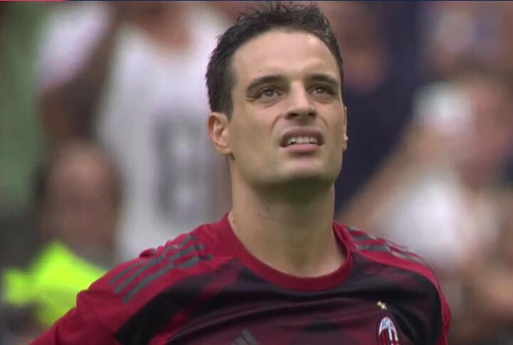 门将关键扑救震惊全场，堪称神扑（门将逆天一扑震撼全场，堪比神迹）