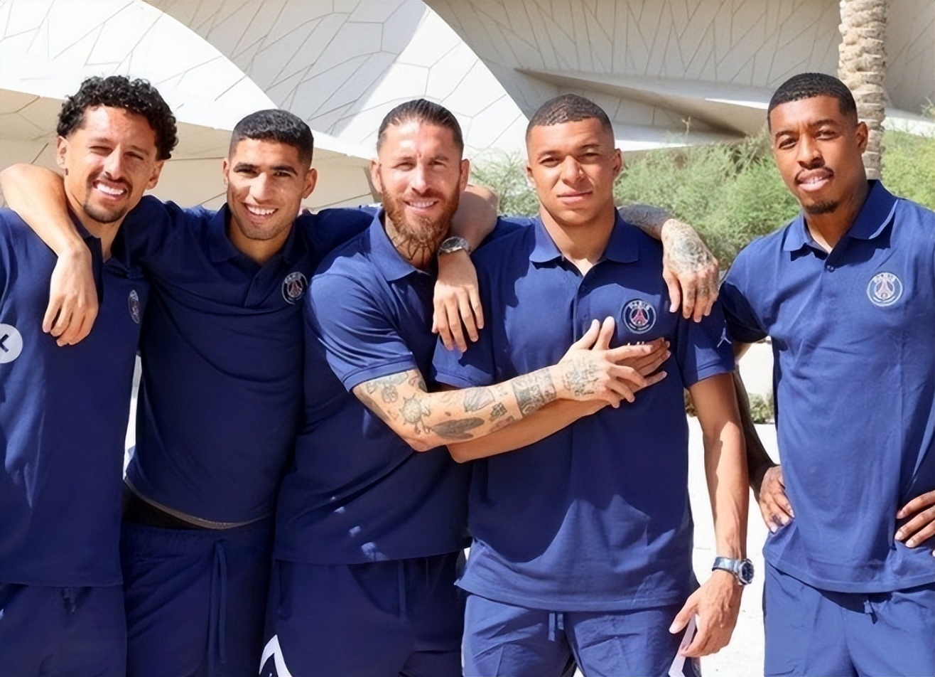 前教练：莱奥小时候的天赋只有C罗能与之相比（前教练感叹：少年莱奥的天赋唯有C罗可匹敌）