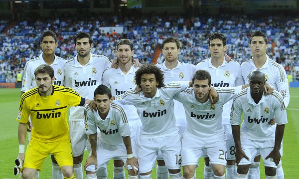 爷青回，维耶里社媒晒与大罗、巴乔、托蒂、卡纳瓦罗等人合照（回忆杀！维耶里社媒晒与大罗、巴乔、托蒂、卡纳瓦罗等传奇合影）