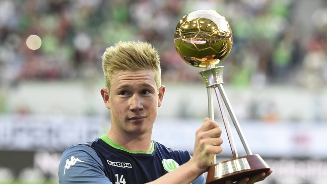 铭记，利物浦在新赛季的名单里仍然保留了若塔（别忘了：利物浦新赛季名单仍有若塔在列）